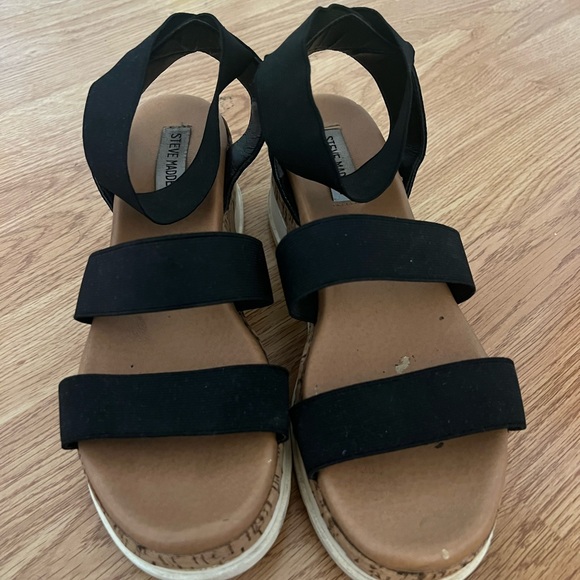 Steve Madden Belladonna Ankle Strap Wedge Sandal - Picture 5 of 5